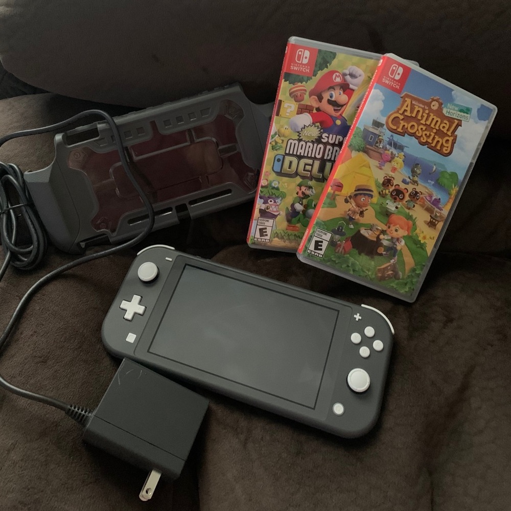 Nintendo switch lite bundle